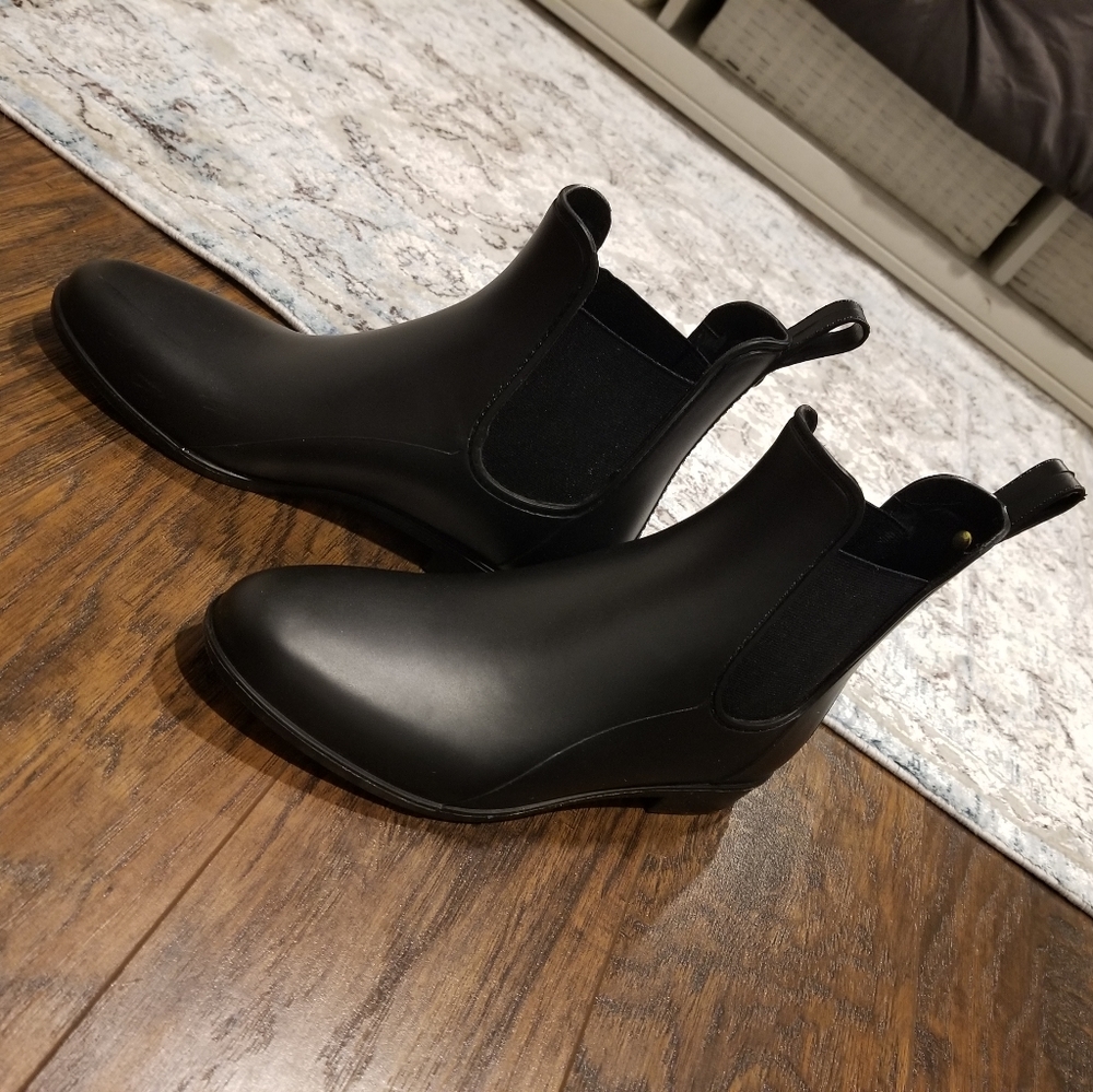 Sam Edelman rain booties